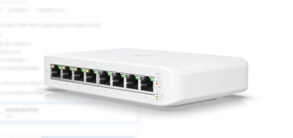 overlay_20f98c50283b1743e5ea4358a5260404.JPG Ubiquiti UniFi 8 port switch, USW-LITE-8-POE, 8 x 10/100/1000 Mbe - imagine 1