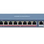 Switch 8 porturi PoE Hikvision DS-3E1310HP-EI prezinta 1 × 10/100
