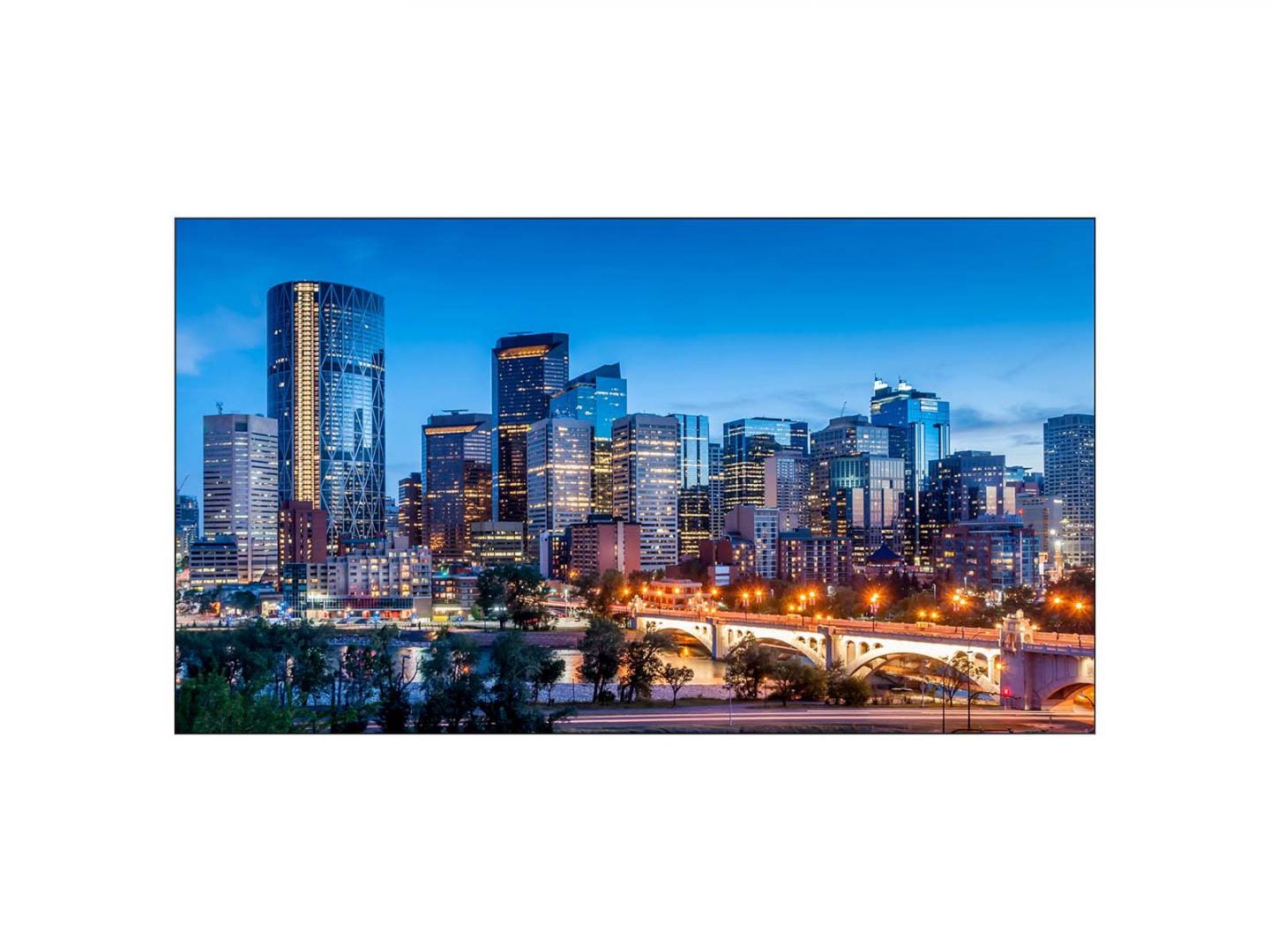 overlay_f1d46e729b904926b772cea989b484d9.jpg Monitor Videowall SAMSUNG VM55B, 55", 500nit, 24/7, FHD, 8ms, contrast - imagine 1